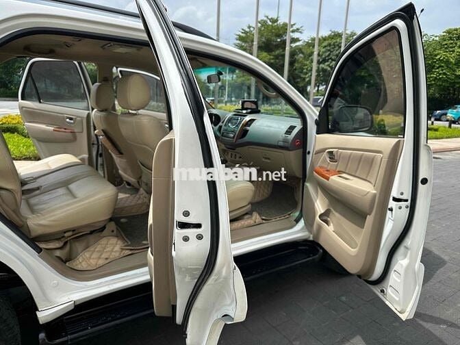 BÁN FORTUNER 2.7AT SPORTIVOR 2012 CHẤT LƯỢNG CAO