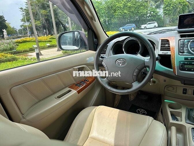 BÁN FORTUNER 2.7AT SPORTIVOR 2012 CHẤT LƯỢNG CAO
