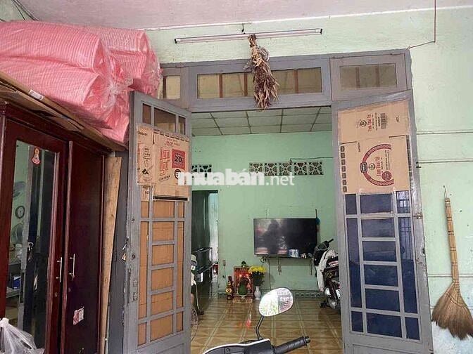 cho thuê nhà nguyên căn nhà cấp 4.Bình hưng  hoà B , Bình Tân