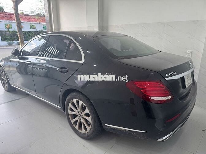 Chính chủ bán Mercedes Benz E Class 2017 E200