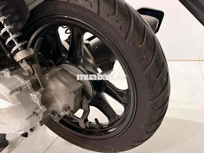 Honda Ab 8/2011 ngay chủ ký giấy - xe bao keng