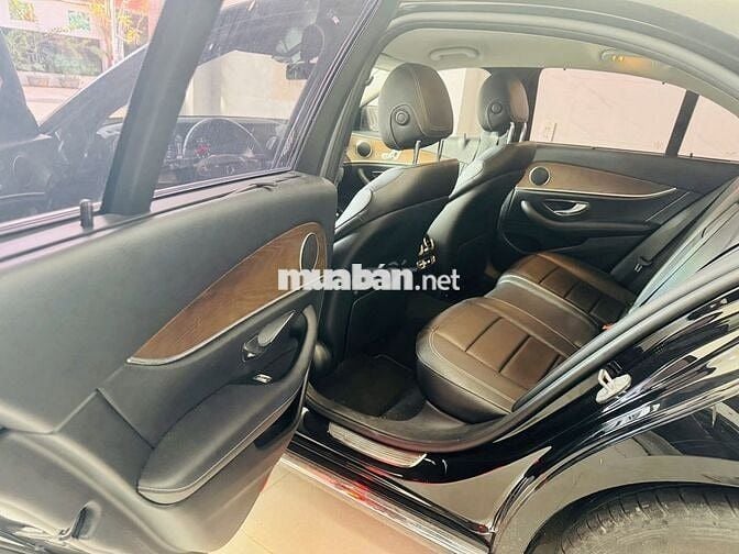 Chính chủ bán Mercedes Benz E Class 2017 E200