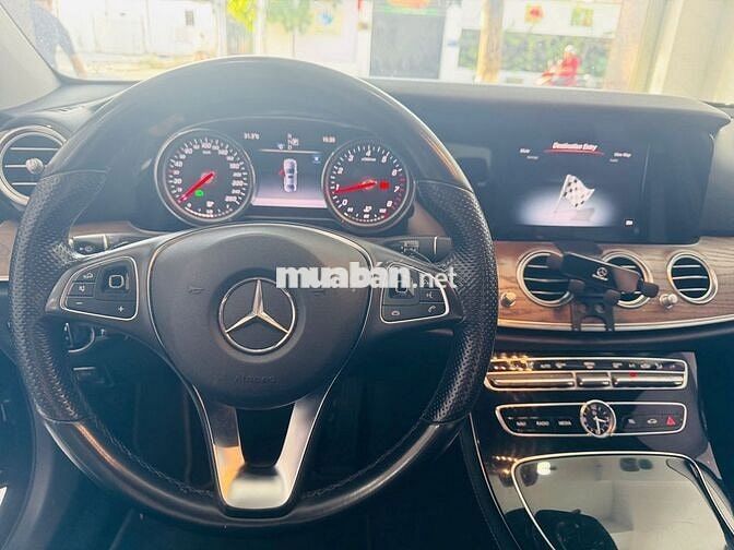 Chính chủ bán Mercedes Benz E Class 2017 E200