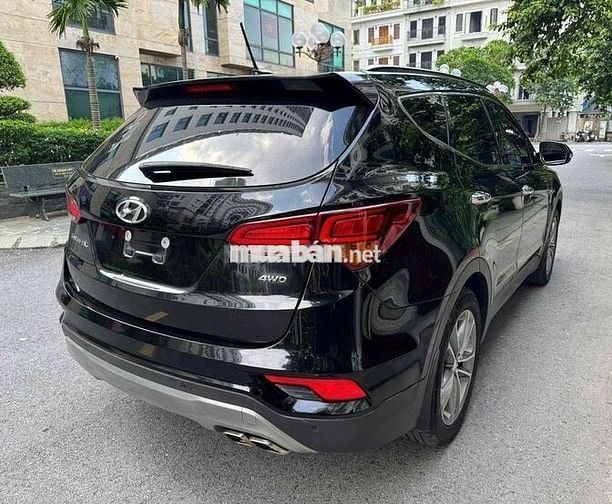 Hyundai Santa Fe 2017 2.4 AT 4 WD - 80000 km