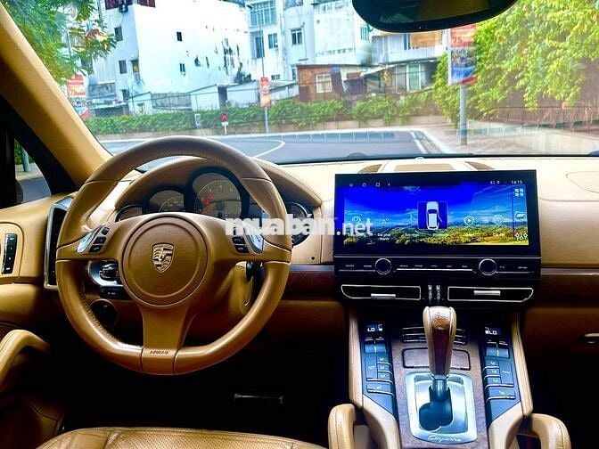 Porsche Cayenne 2011 GTS - 70000 km -  nhà dùng.