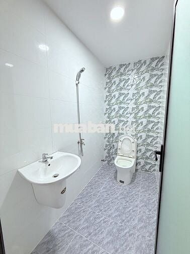 NHÀ ĐẸP Ở NGAY - NGANG LỚN 7.6M - NGUYỄN ẢNH THỦ - SỔ A4