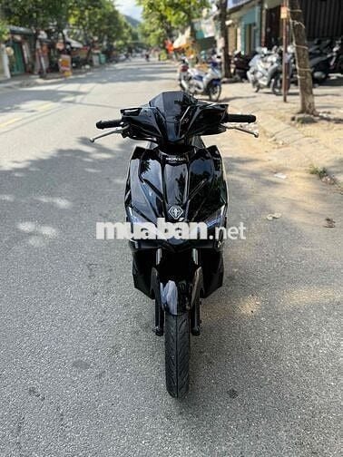 Air Blade 2018 B.số 43 đen bóng Góp trả trước 5tr
