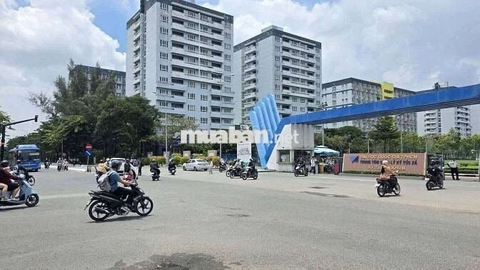 Nhà 1 trệt lầu hoàn công mặt tiền nguyễn Thiện thuật ngay làng đại học
