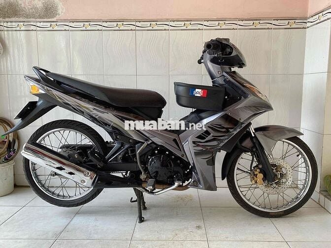 Không biết đi côn nên bán máy êm