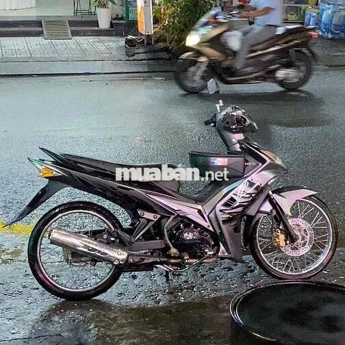 Không biết đi côn nên bán máy êm
