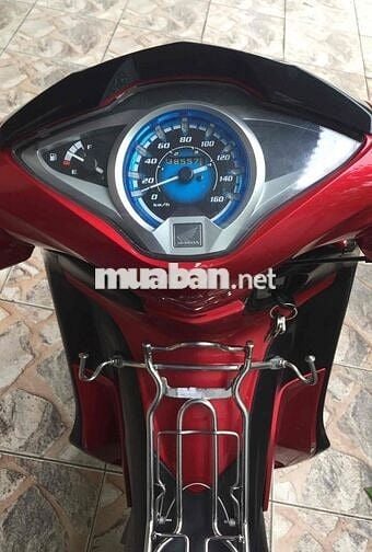 Future 2017 đen đỏ , xe còn đẹp !