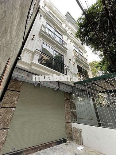 Dinh cong hoang mai 40.5m , 5 tang ,7 ngu Dinh cong hoang mai 40.5m , 5 tang ,7 ngu