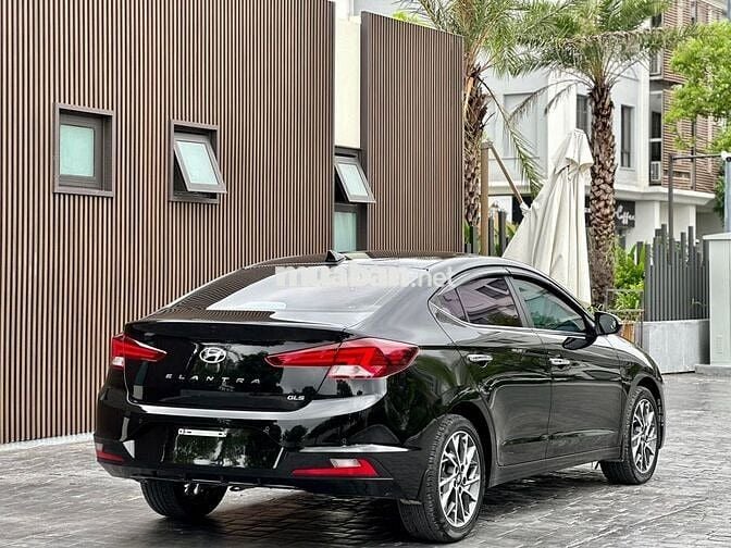 Hyundai Elantra 2022 bản 2.0 AT GLS - 19,000 km.
