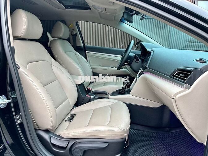 Hyundai Elantra 2022 bản 2.0 AT GLS - 19,000 km.