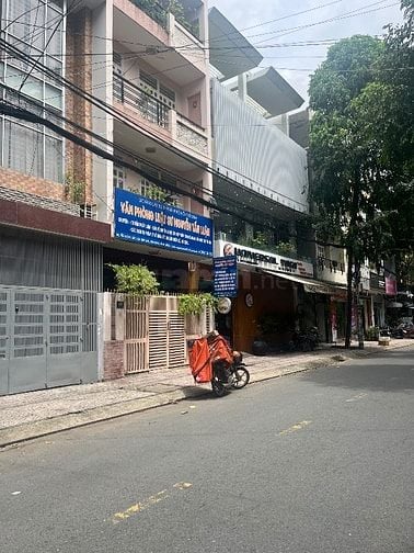 Bán cặp nhà đường số 5 Phạm Hùng. 10x15m 3 lầu ST