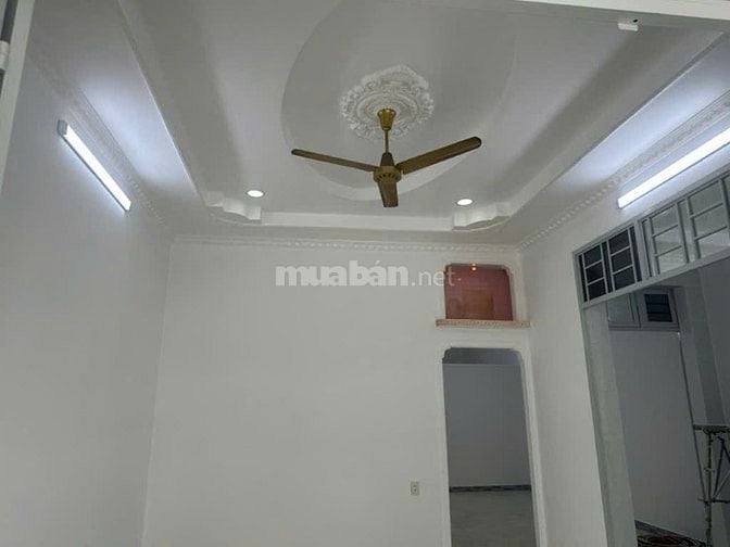 Nhà Cấp 4 mới, Gần Chợ Bà Chồi, DT 6x23m