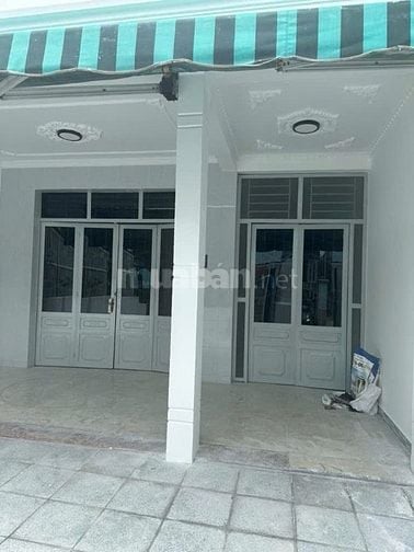 Nhà Cấp 4 mới, Gần Chợ Bà Chồi, DT 6x23m