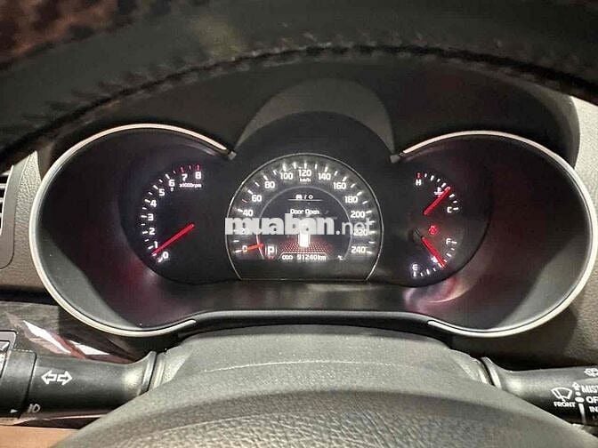 Kia Sorento 2016 2WD 2.4 GATH - 100000 km