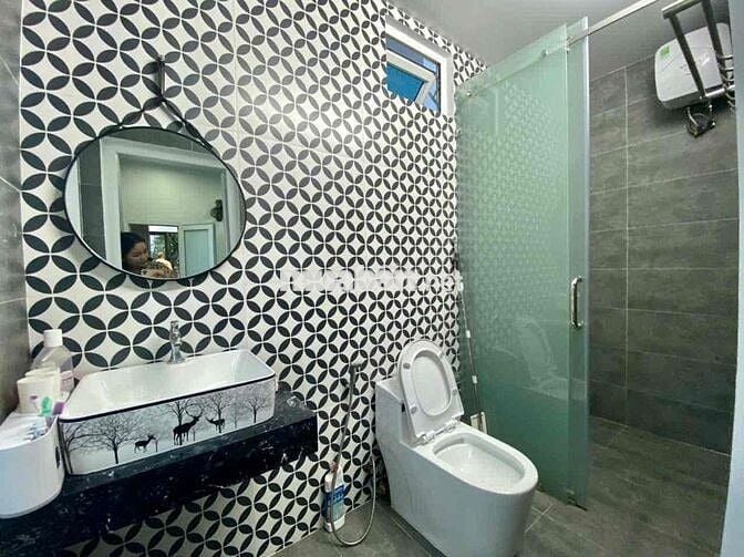 CHO THUÊ NHÀ SÂN VƯỜN CẤP 4 GÁC LỬNG KHU ĐẢO VIP - GẦN NGUYỄN
