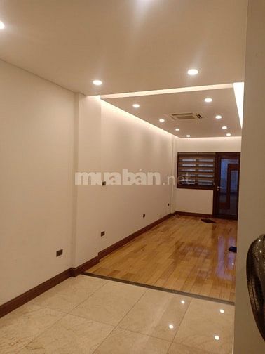 Cho thuê mặt bằng kinh doanh, văn phòng