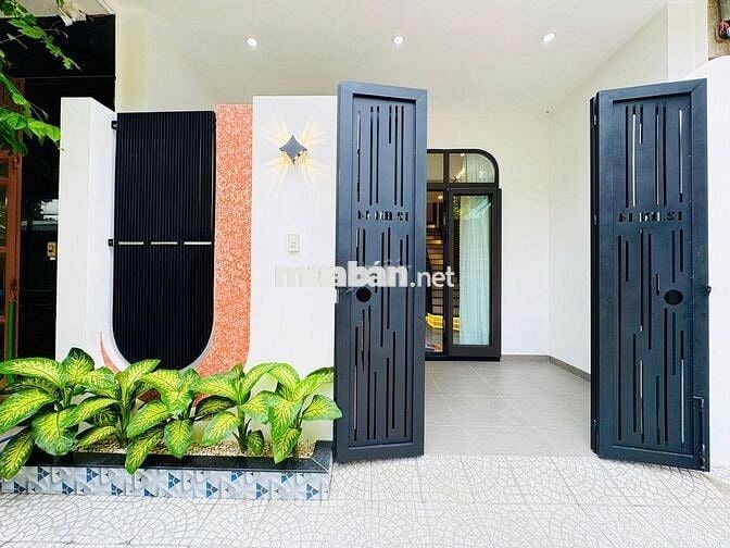 🔴🆘 Nhà quận Liên Chiểu 🆘 3 tầng mới đẹp full nội thất gần biển