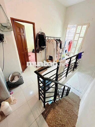 Nhà bán 2 tầng hẻm 90 Bông Sao, k lộ giới, hoàn công đủ, P5 Q8