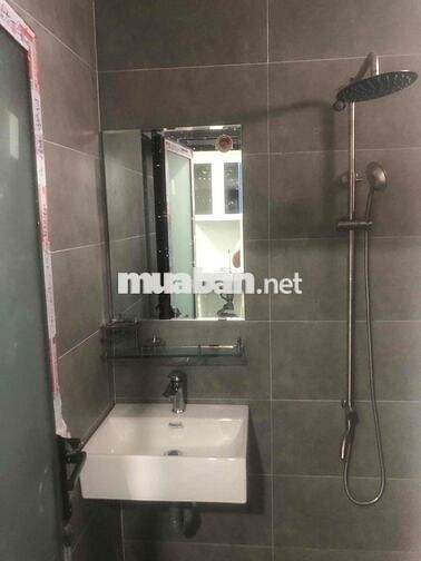 phòng mới xây DT 42m cách trường ĐHTDM 200m