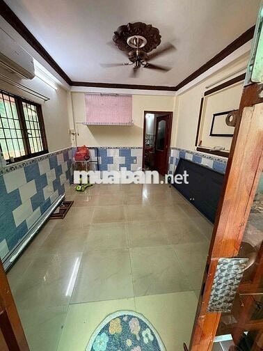 Nhà Võ Văn Tần (đoạn 2 chiều), Quận 3, 43.2m2, 5PN