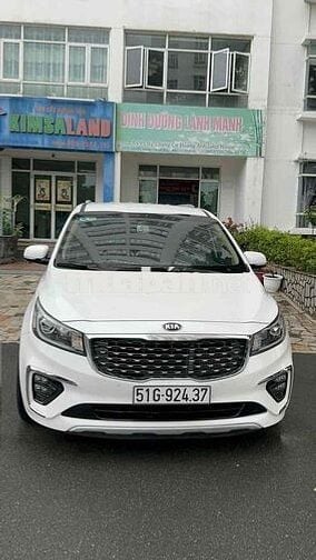 Kia Sedona 2018 2.2 DAT - 9 km