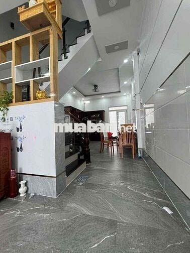 Bán nhà mặt tiền đối diện công viên Khu Bình Phú Q6