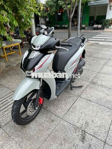 sh shvn 160i abs 12/2024 xi măng zin 1 chủ như moi