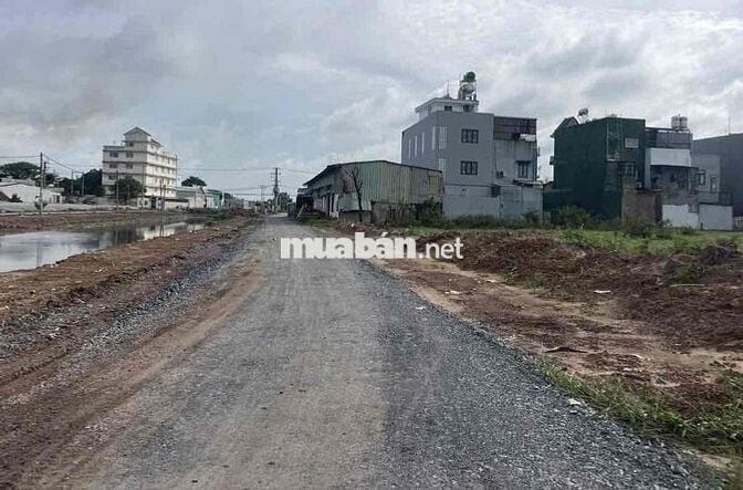 🔥🔥BÁN LÔ ĐẤT 492,8m2 MẶT TIỀN KÊNH ĐANG LÀM 40m