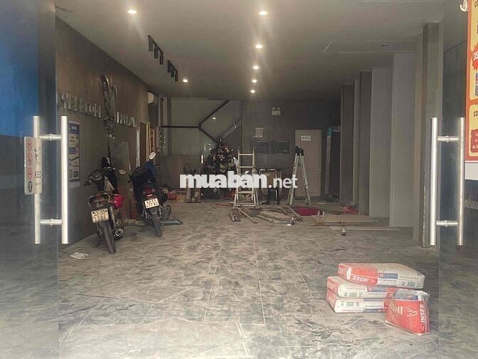 MT Âu Cơ 12x15 1 lầu vỉa hè rộng rãi