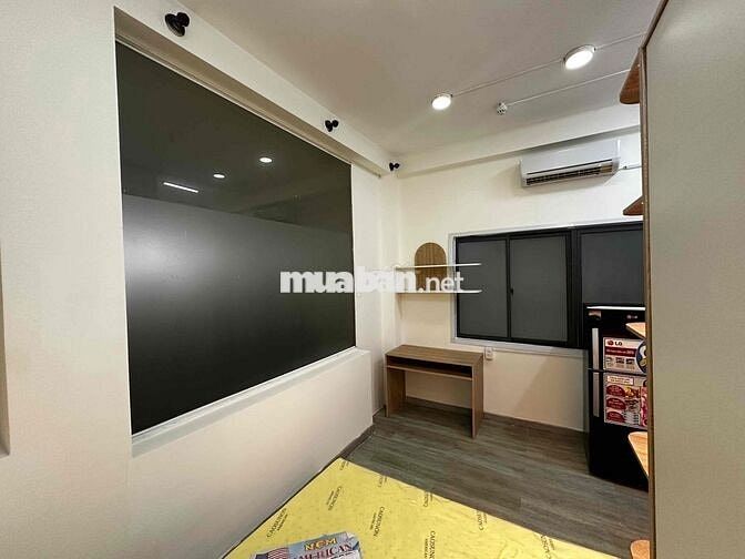 Trống lại 2 căn studio mới xây sát quận 1 Full nội thất giá cực hời