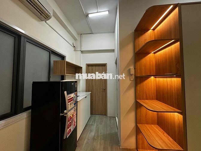 Trống lại 2 căn studio mới xây sát quận 1 Full nội thất giá cực hời