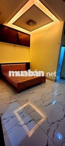 Nhà HXH Bạch Đằng. P.2. Bình Thạnh 4.6x21.4m. 3 tầng; 3PN-2WC; 40tr