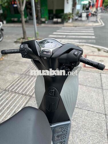 sh shvn 160i abs 12/2024 xi măng zin 1 chủ như moi