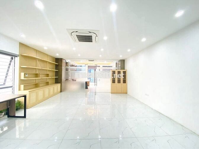 Cho thuê văn phòng tại đường Trường Chinh, Thanh Xuân sàn 80m2 nhà mới