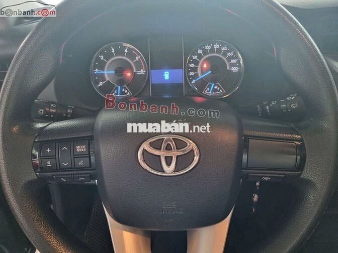 Xe Toyota Fortuner 2.4G 4x2 MT 2017 - 655 Triệu