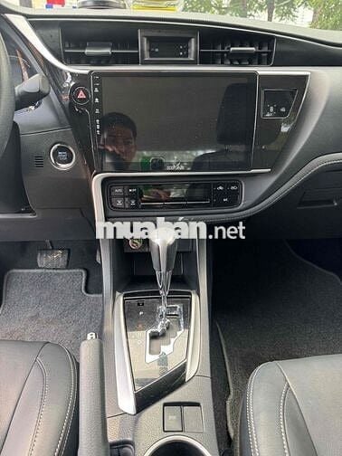 Toyota Corolla Altis 2018 2.0 CVT-i - 90000 km