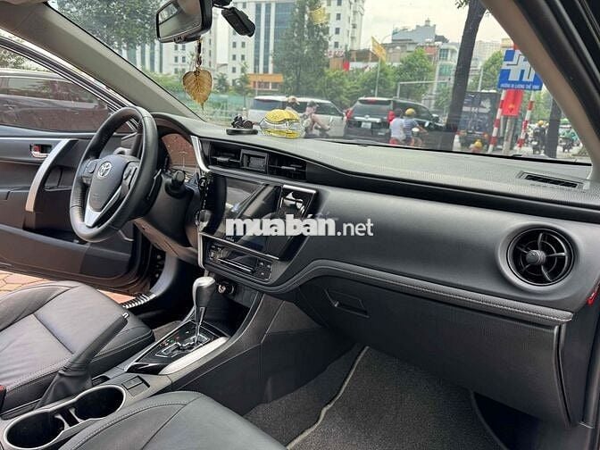 Toyota Corolla Altis 2018 2.0 CVT-i - 90000 km