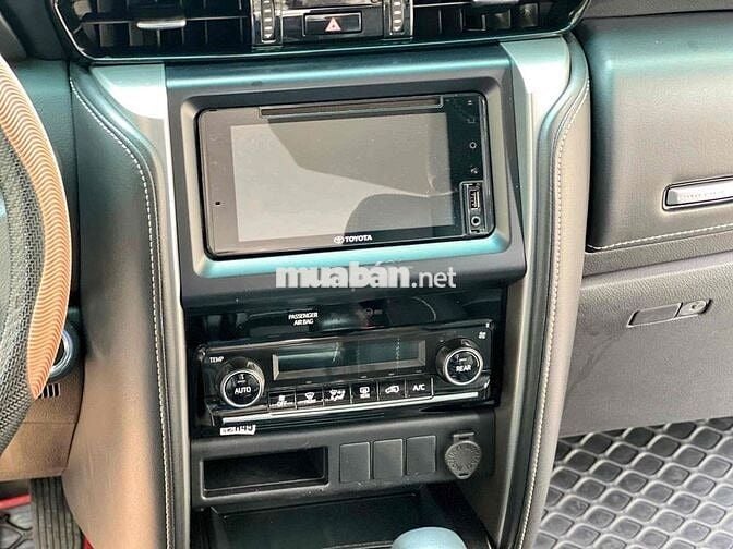 Toyota Fortuner Dầu 2022 2.4 4x2 AT - 68000 km