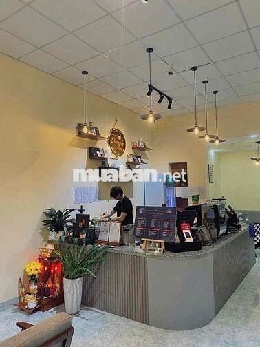 Sang gấp Quán Cf Mặt tiền Huỳnh Văn Luỹ 9x40m  giá thuê 12tr