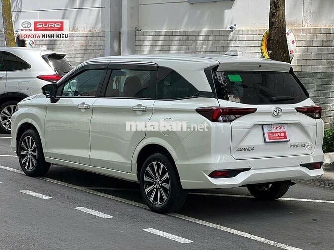 Toyota Avanza Premio 2024 MT - HT Vay, Giá Tốt