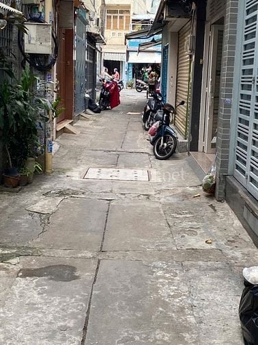 BÁN NHÀ 205/12 ĐƯỜNG THÍCH QUẢNG ĐỨC, Q. PHÚ NHUẬN 