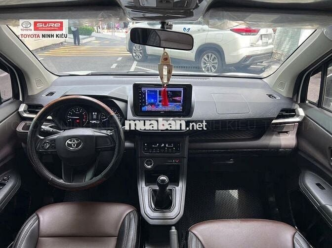 Toyota Avanza Premio 2024 MT - HT Vay, Giá Tốt
