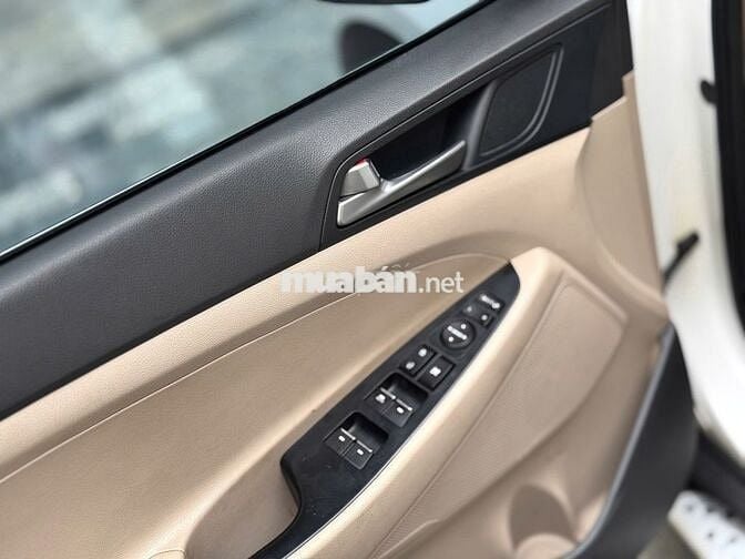 Hyundai Tucson 2018 2.0 ATH màu trắng 8v Chỉ 5xx