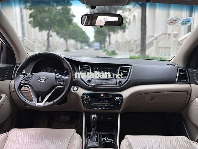 Hyundai Tucson 2018 2.0 ATH màu trắng 8v Chỉ 5xx