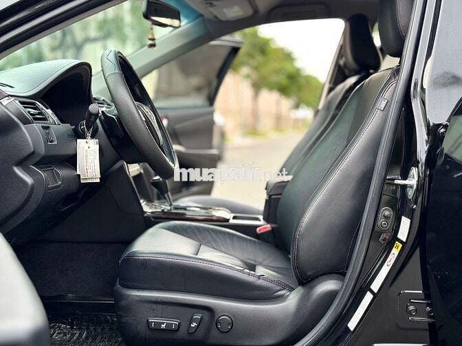 Toyota Camry 2016 2.5Q - 26000 km