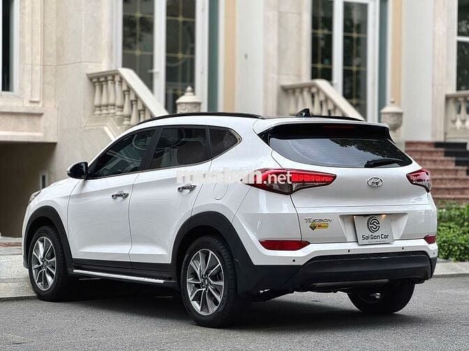 Hyundai Tucson 2018 2.0 ATH màu trắng 8v Chỉ 5xx